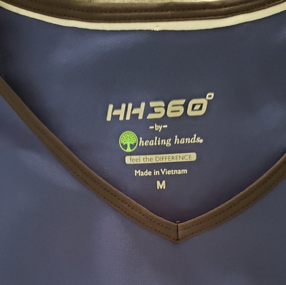 Scrub top - Picture 4 of 4